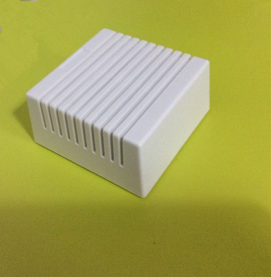 Piezo siren in white color and ABS housing with rated Voltage:12VDC