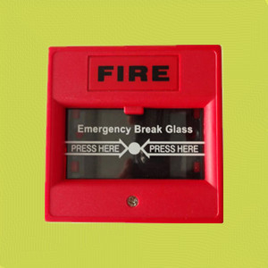 Resettable call point in clear plastic cover siren horn strobe lights